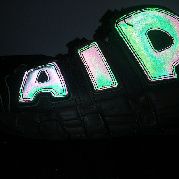 Nike air uptempos glow holographic - Picture 1 of 5